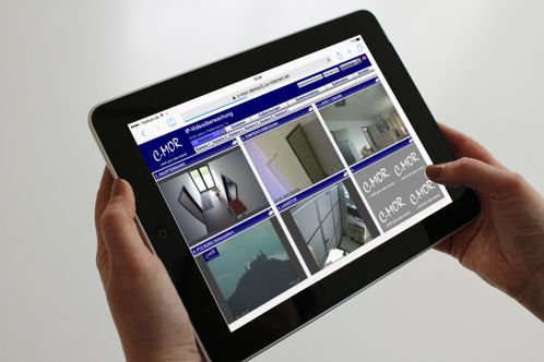 Die Videoüberwachung C-MOR kann mit dem iPad oder iPhone genutzt werden